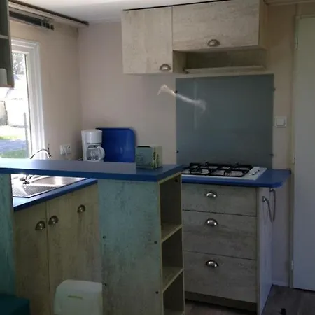 Parque de Campismo Mobil-home Familial Avec Terrasse à - Api-1-52-362