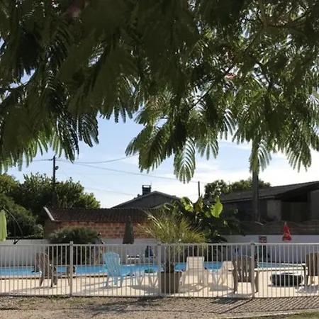 Parque de Campismo Mobil-home Familial Avec Terrasse à - Api-1-52-362