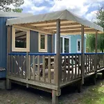 Mobil-home Familial Avec Terrasse A - Api-1-52-362 مكان تخييم *