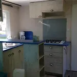 مكان تخييم Mobil-home Familial Avec Terrasse A - Api-1-52-362