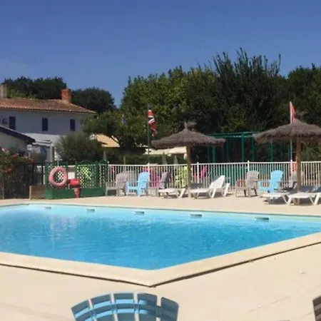 Kemping Mobil-home Familial Avec Terrasse A - Api-1-52-362