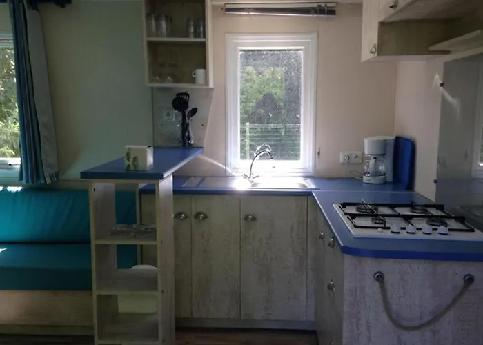 Mobil-home Familial Avec Terrasse A - Api-1-52-362 * Vendays-Montalivet