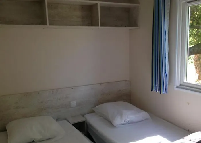 Mobil-home Familial Avec Terrasse A - Api-1-52-362 Kamp alanı *