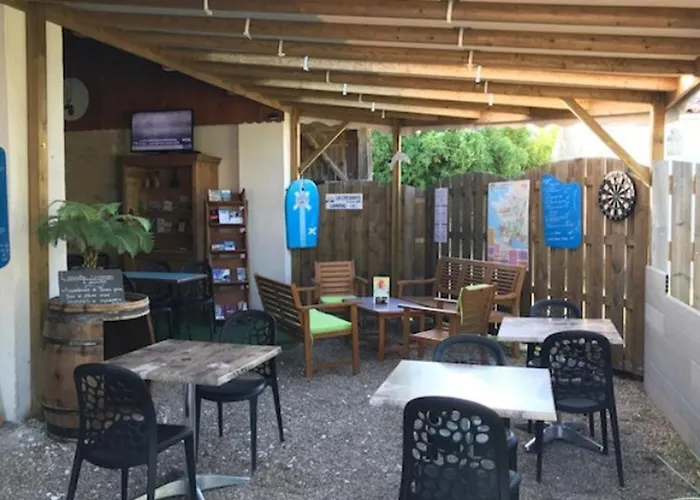 Kamp alanı Mobil-home Familial Avec Terrasse A - Api-1-52-362 *